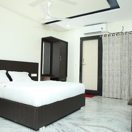 Sal Residency Annavaram Екстериор снимка